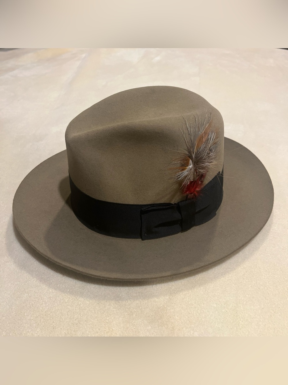 NWOB Stetson Royal Deluxe Temple Fur Felt Fedora Hat - Tawny Size 7 1/8